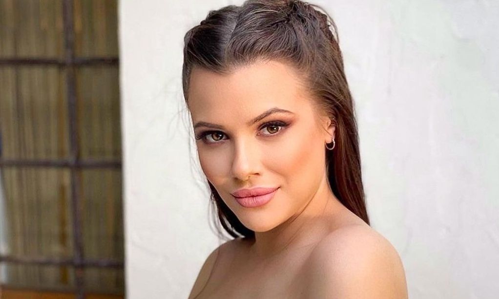 Λάουρα Νάργες: Το μωρό την έβγαλε knock out - Η χιουμοριστική ανάρτηση της εγκυμονούσας