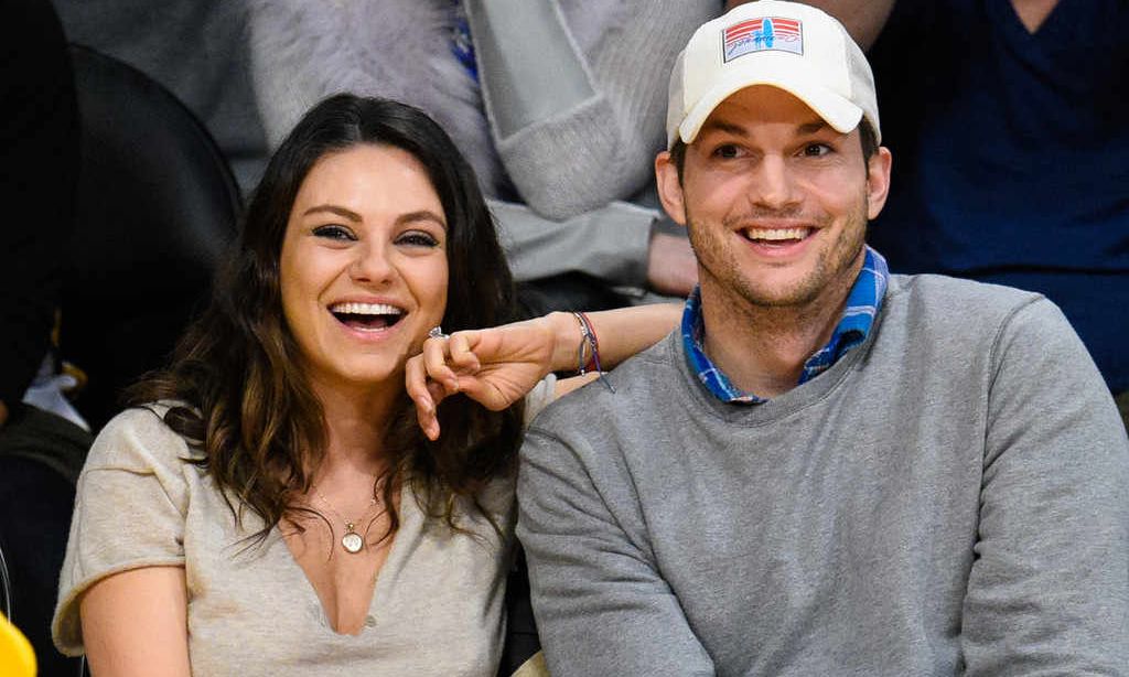 Το ακούσαμε κι αυτό: Mila Kunis - Ashton Kutcher δεν θα κάνουν δώρα στα παιδιά τους τα Χριστούγεννα