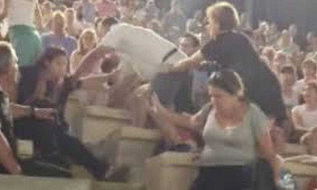 Όλοι έχουμε από έναν «νταή του Καλλιμάρμαρου», γράφει ο Νίκος Συρίγος