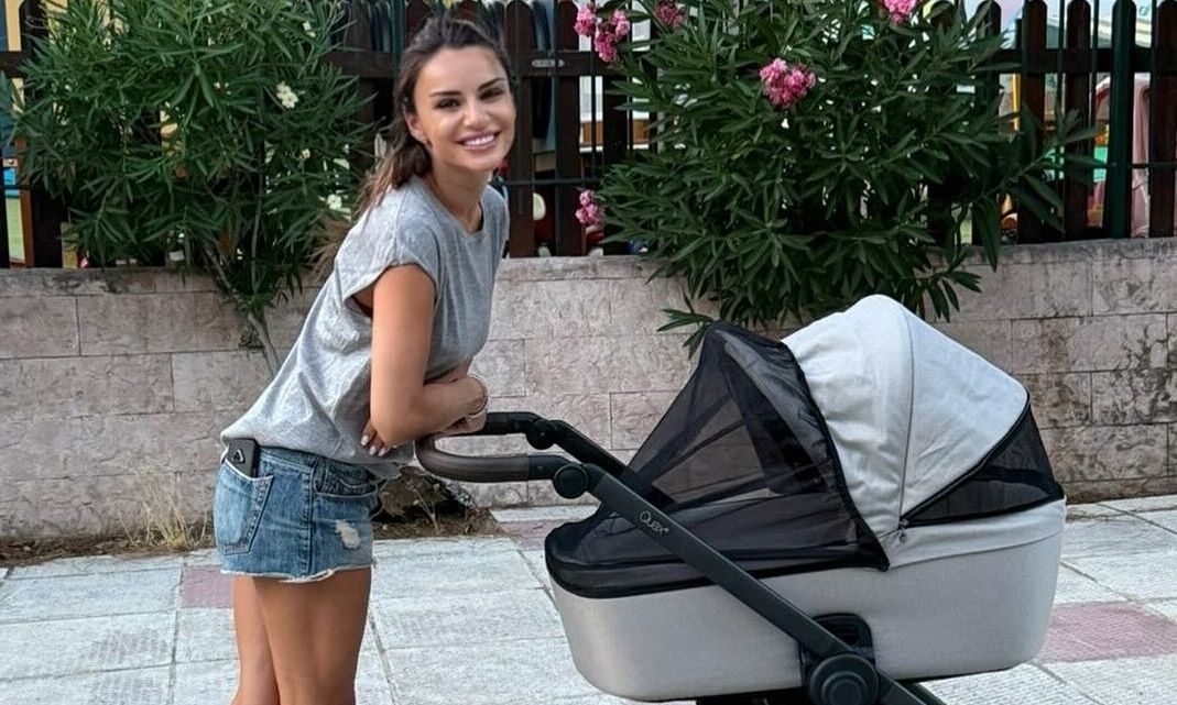 Η Ελένη Τσολάκη ζητάει tips από γονείς για τα παιχνίδια της 7 μηνών κόρης της