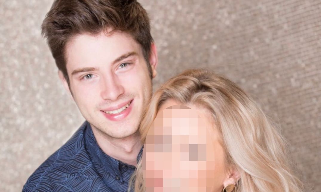 Πόζαρε με τον 20χρονο γιο της και το Instagram αποθέωσε τη 40χρονη ηθοποιό (pics)