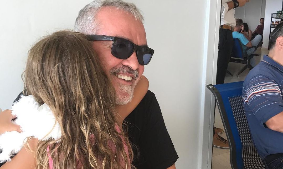 Γιώργος Λύρας: Η φωτογραφία με την κόρη του Ηλέκτρα, μετά από καιρό