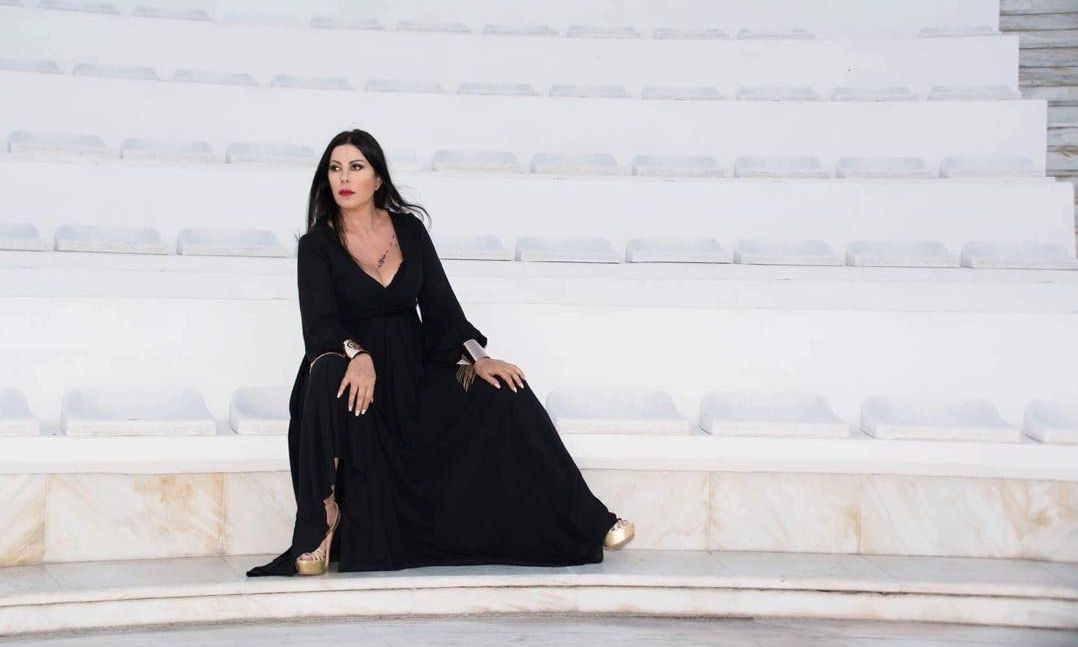 Άντζελα Δημητρίου: «Θα ήθελα να ξαναζήσω τη γέννηση της κόρης μου»