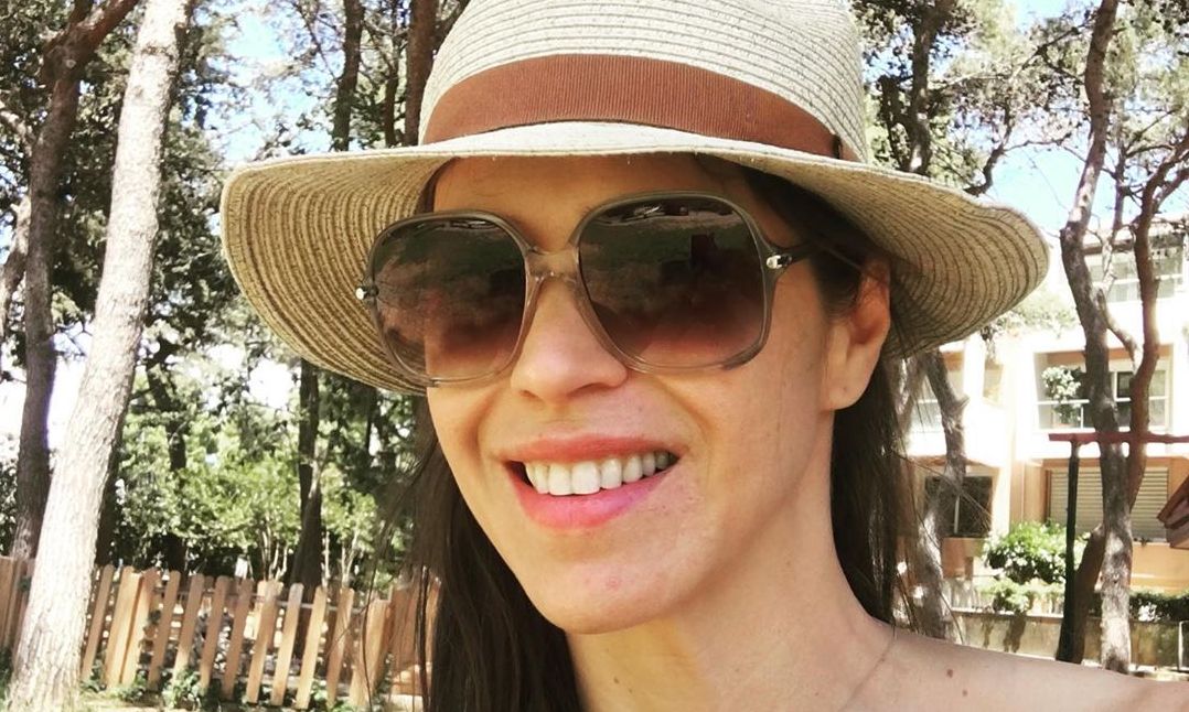 Αντιγόνη Δρακουλάκη: Η σπάνια φωτογραφία με τον γιο της