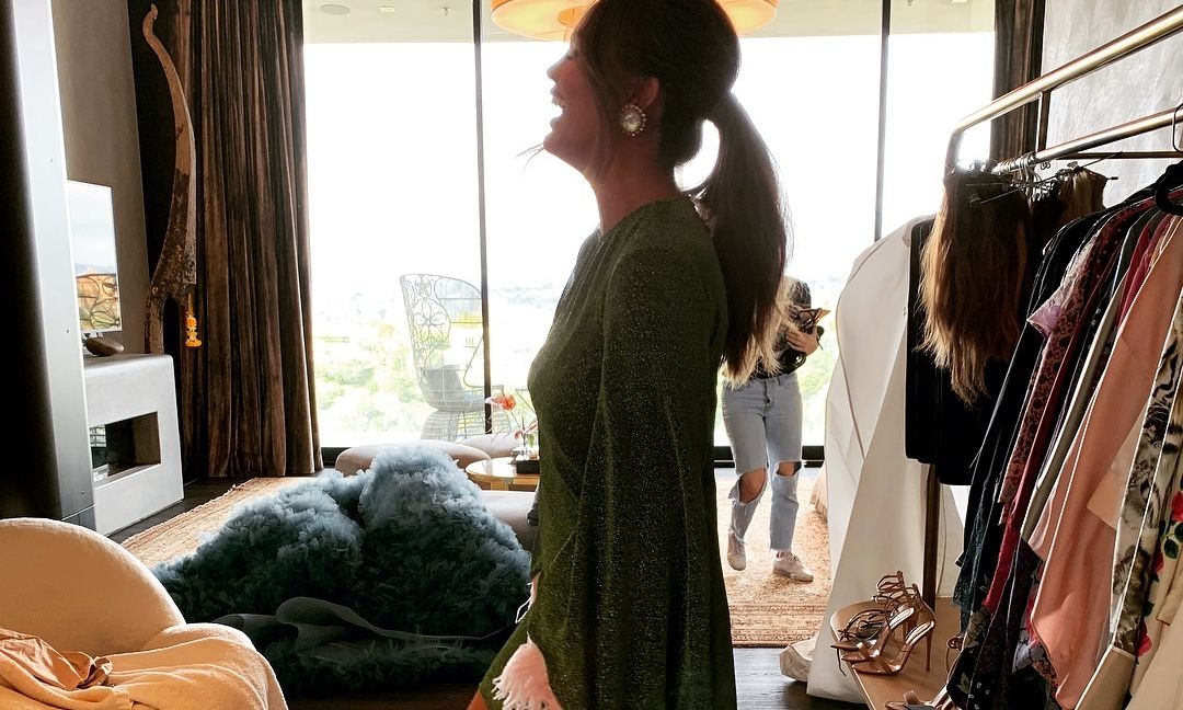 Οι ντουλάπες των ονείρων μας - Διάσημες μας δείχνουν τις δικές τους και μας αφήνουν άφωνους (pics)