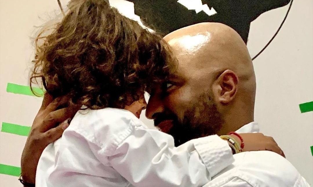 Ησαΐας Ματιάμπα: Έχει μιλήσει στον γιο του για το bullying και εξηγεί το γιατί