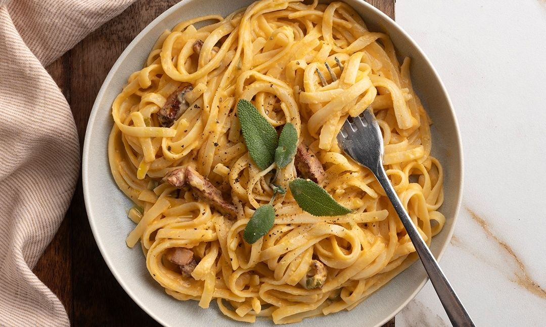 Πεντανόστιμα ζυμαρικά με κρέμα γλυκοπατάτας και απάκι