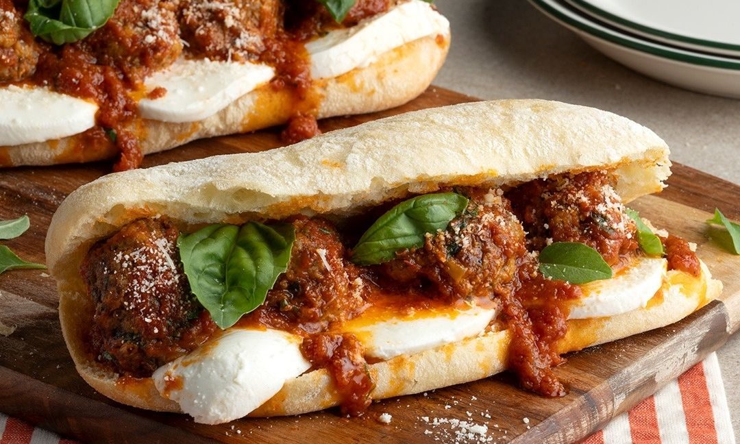 Φτιάξτε εύκολα και γρήγορα το απόλυτο meatball sandwich