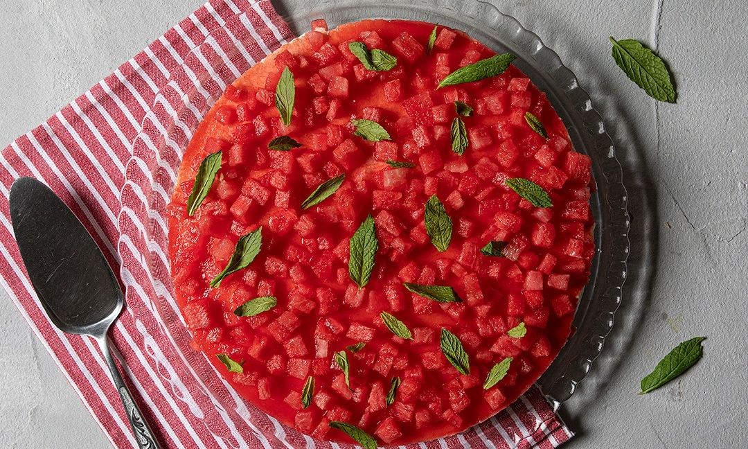 Cheesecake καρπούζι - Θα σας ξετρελάνει με τη σούπερ φρουτένια γεύση του