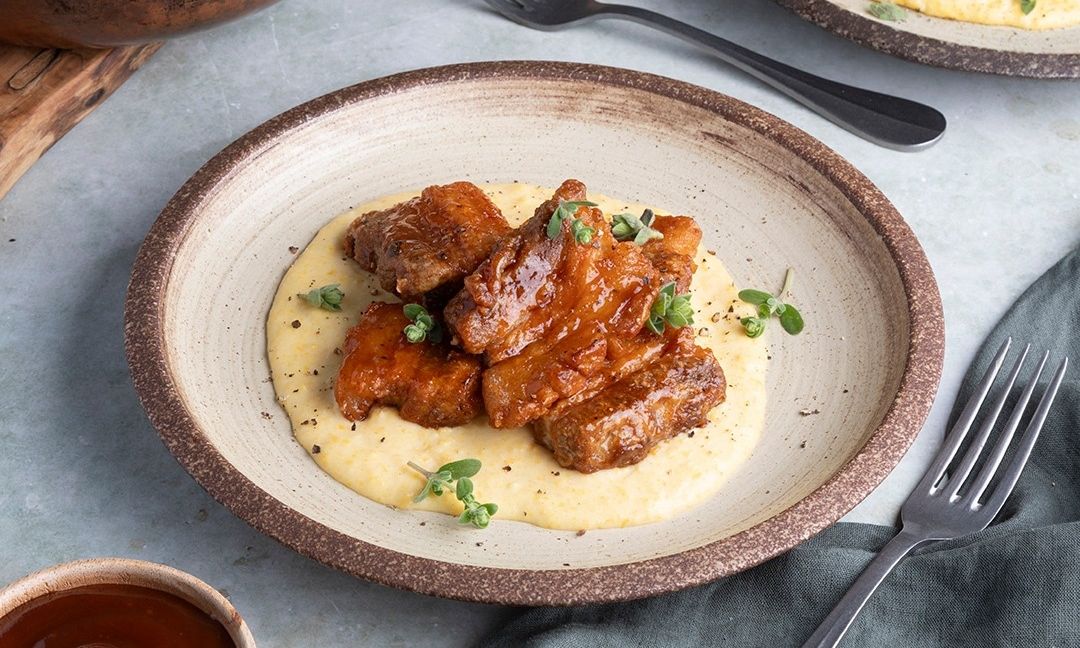 Συνταγή για τέλεια τραγανή πανσέτα με πουρέ καλαμποκιού