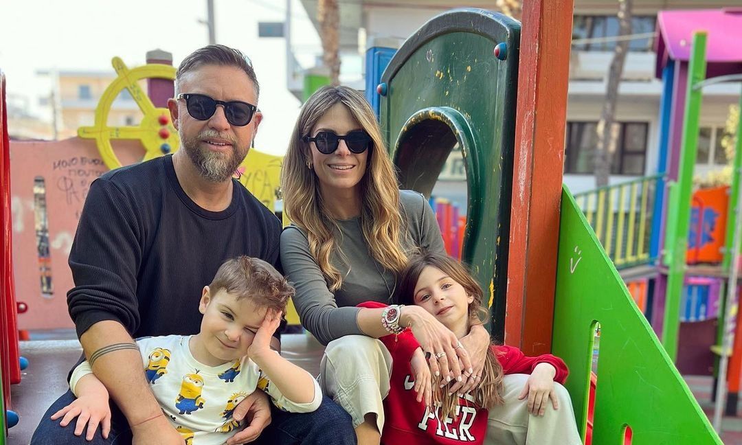 Η Νατάσα Σκαφίδα και ο Γιάννης Βαρδής στο γυμναστήριο με τα παιδιά τους - Το πιο δυνατό family goal