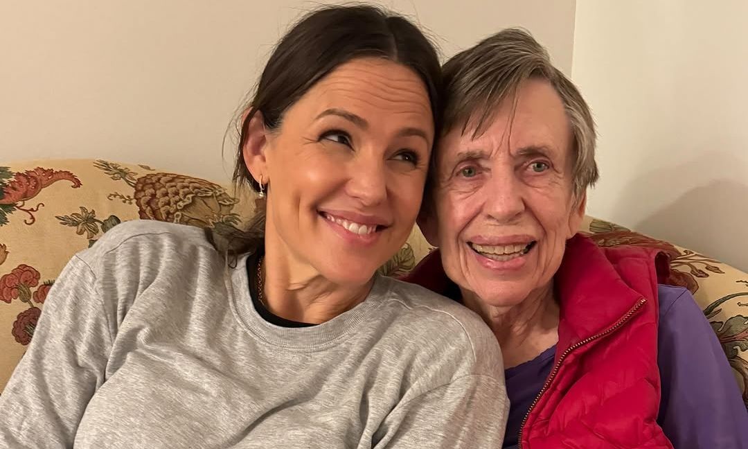 Το απίστευτο δώρο που έκαναν στη Jennifer Garner και τη μαμά της