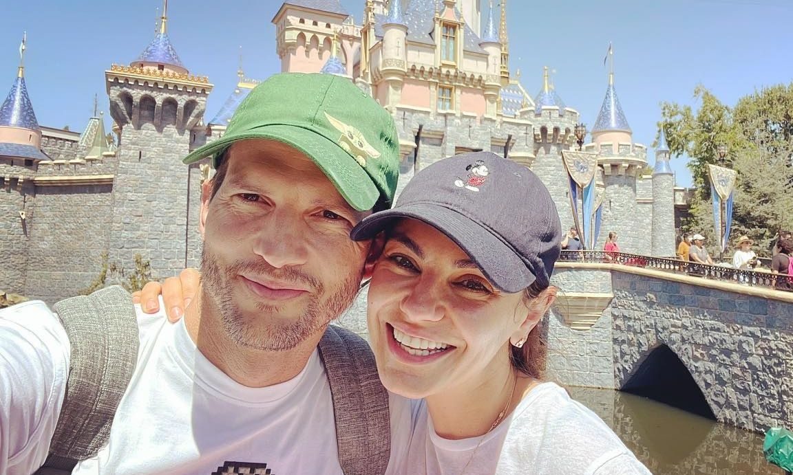 Η Mila Kunis αποκαλύπτει τον βασικό κανόνα που έχει με τον Ashton Kutcher στην ανατροφή των παιδιών