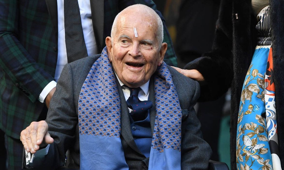 Πέθανε ο Ίαν Χολμ του Lord of the Rings