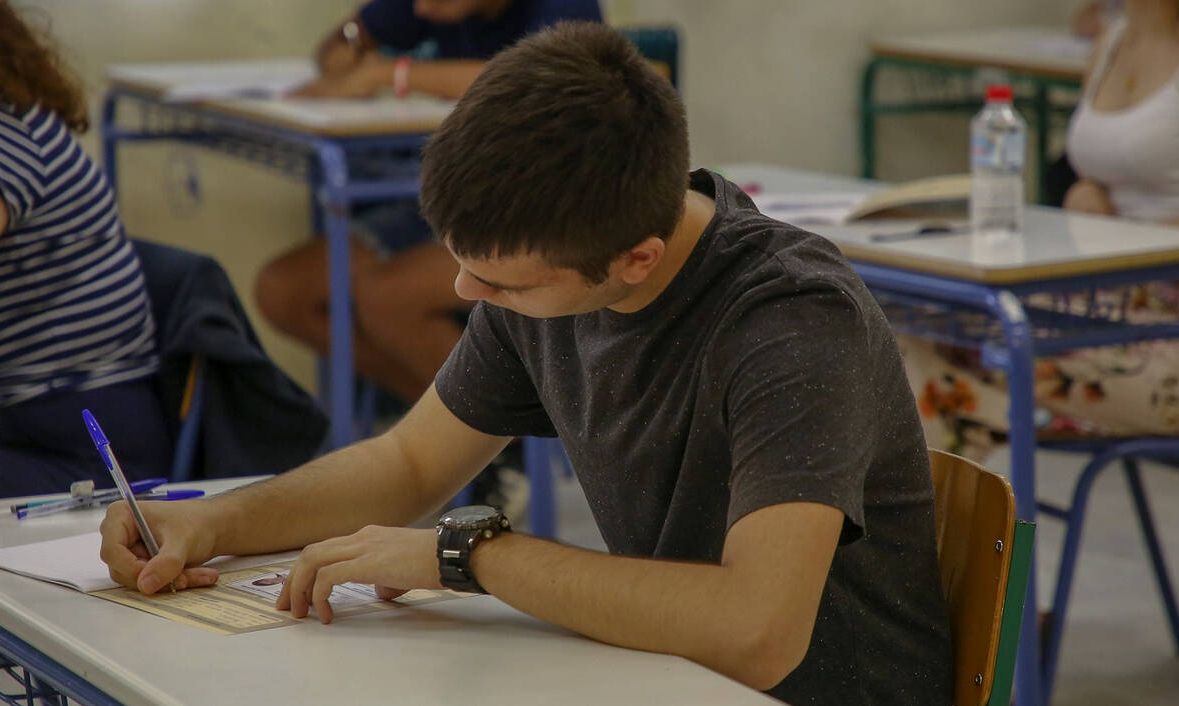 Πανελλήνιες 2020: Έντονη αντίδραση της Ένωσης Ελλήνων Χημικών για τα θέματα της Χημείας