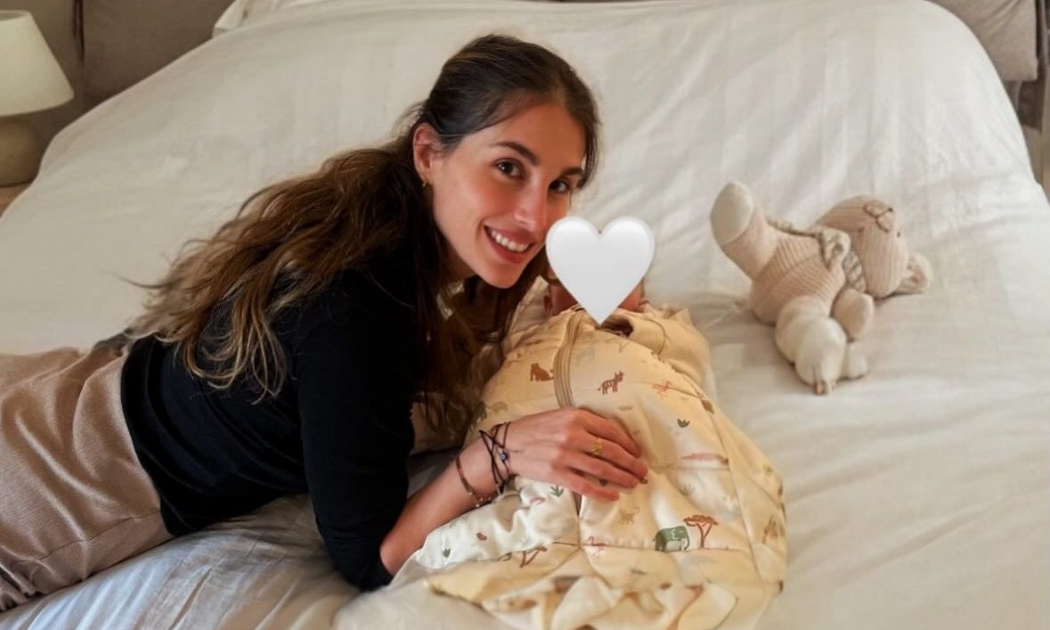 Η Παυλίνα Βουλγαράκη μοιράζεται το μυστικό για πιο ήσυχα βράδια με ένα μωρό