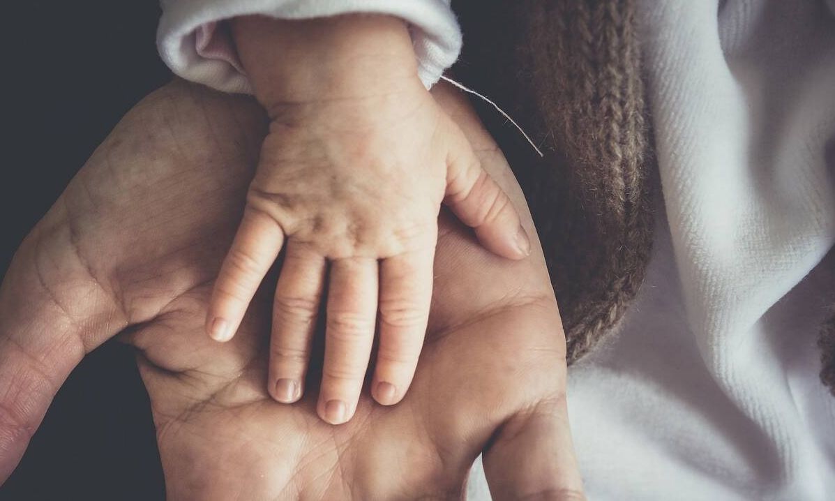 ΟΠΕΚΑ - Επίδομα παιδιού: Μέχρι τις 15 Ιανουαρίου οι αιτήσεις - Οι ημερομηνίες καταβολής