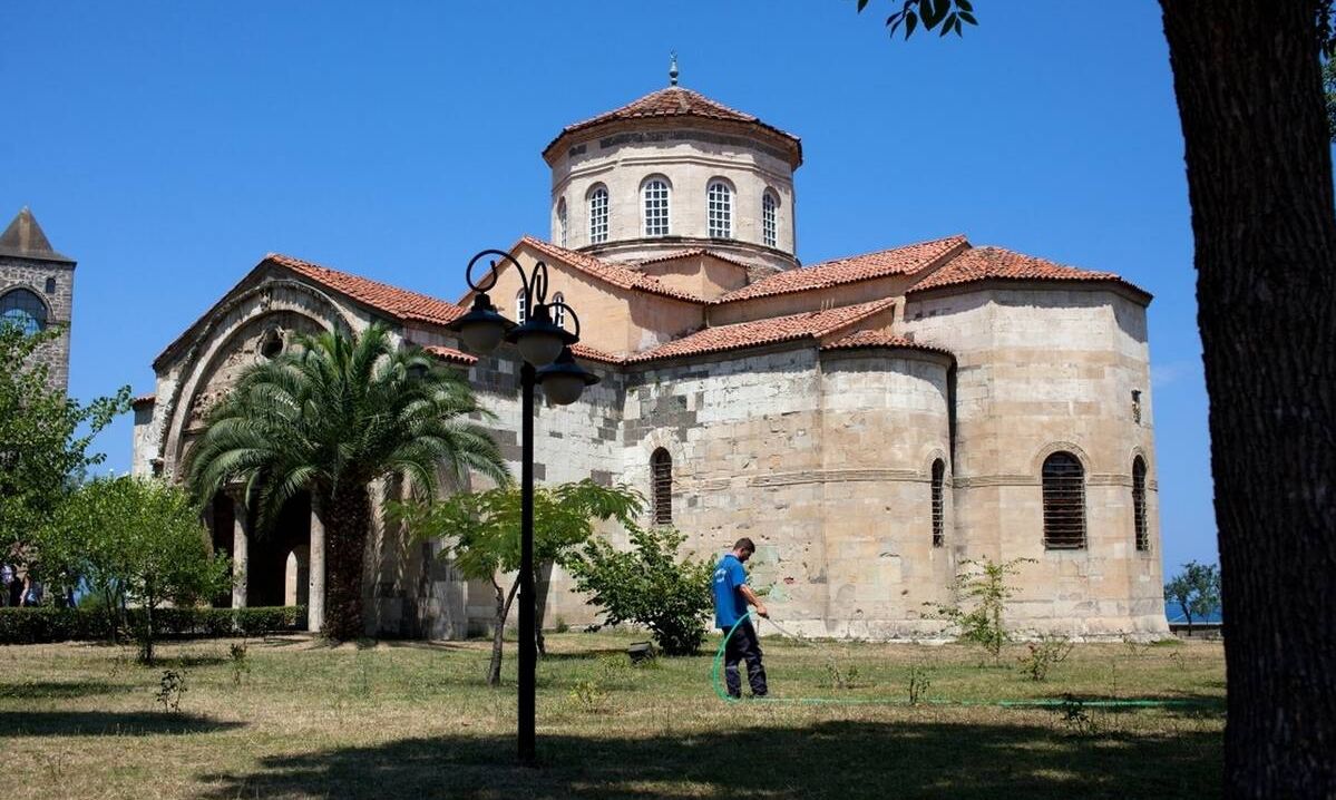 Ανοίγει την Τρίτη ως τζαμί και η Αγία Σοφία της Τραπεζούντας