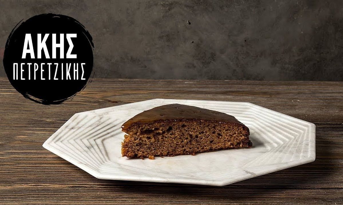Sticky toffee pudding από τον Άκη Πετρετζίκη