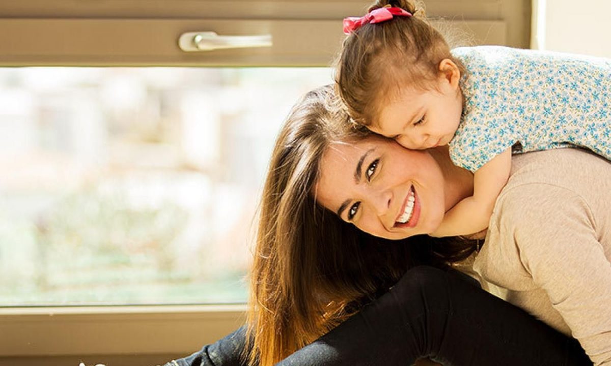 Οι ερωτήσεις που πρέπει να κάνεις σε μια μπέιμπι σίτερ πριν την επιλέξεις