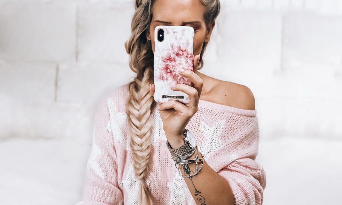 Ένα είναι το πιο δημοφιλες χτένισμα στο Instagram για πολλά Likes