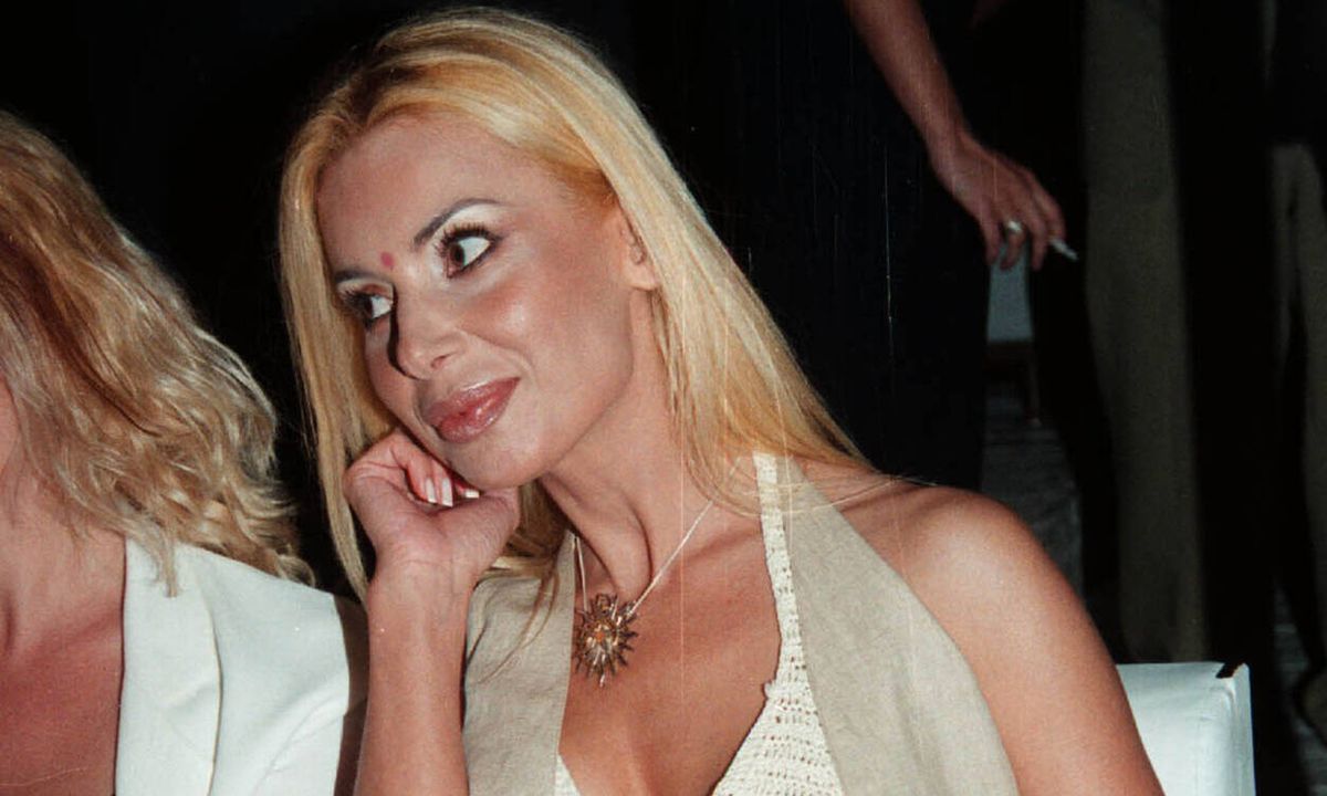 Πέθανε η Τζούλια Μπάρκα (photos)