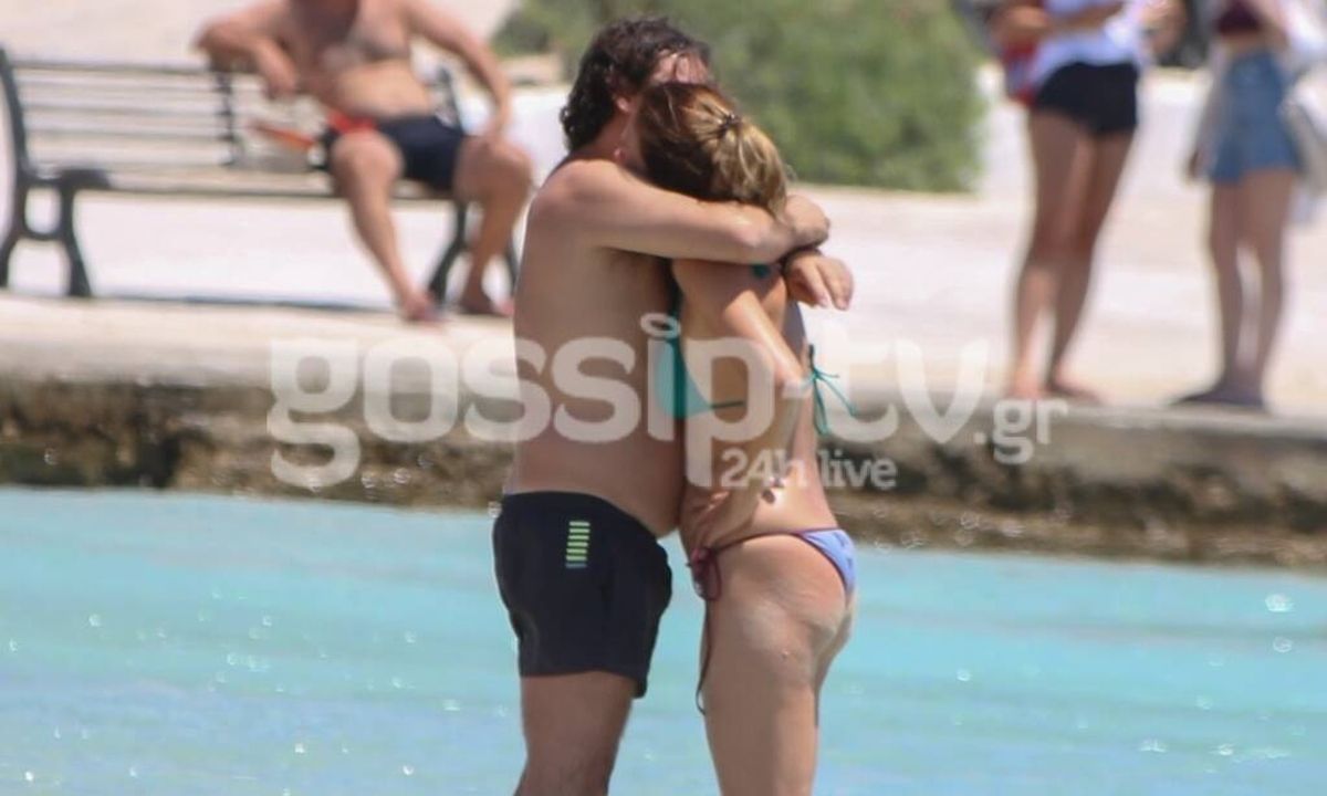 Χαραλαμπόπουλος – Πρίντζου:Όπως δεν τους έχουμε ξαναδεί! Τα φιλιά και οι αγκαλιές στη θάλασσα(Pics)