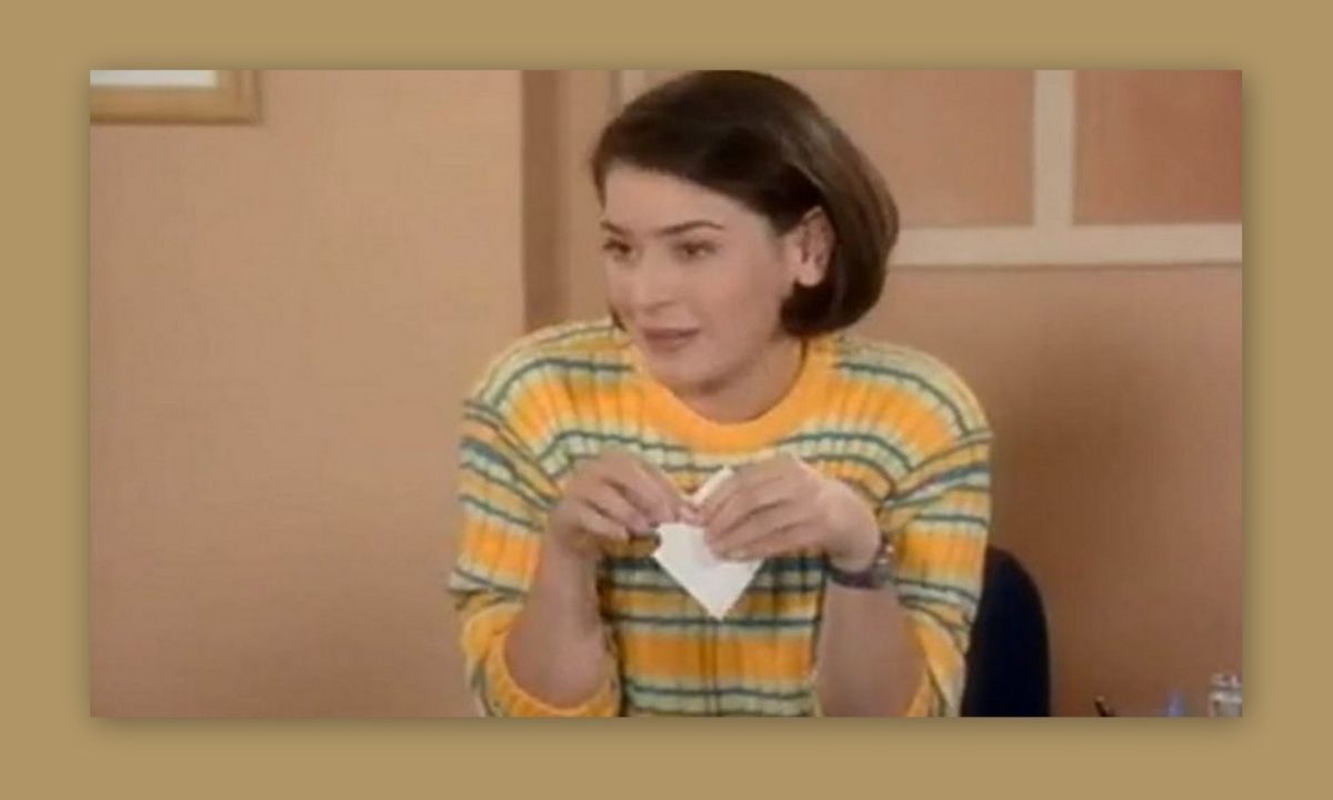 Τη θυμάσαι στη σειρά «Εκείνες κι εγώ»; Οι σέξι πόζες και οι κοιλιακοί της θα σε τρελάνουν (Photos)