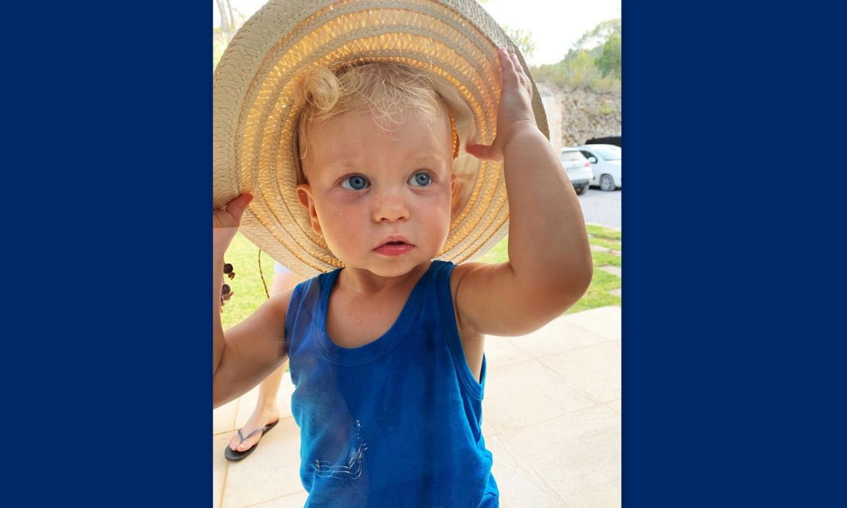 Το πιο πολυφωτογραφημένο μωρό του Instagram και γιος πασίγνωστης star κάνει διακοπές (photos)