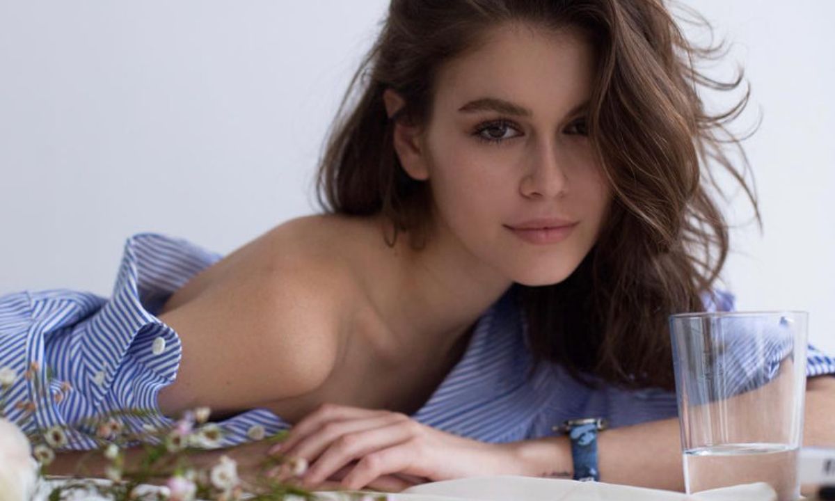 Αν νομίζεις πως η κόρη της Cindy Crawford ήρθε στην Μύκονο για διακοπές, τότε είσαι γελασμένη!