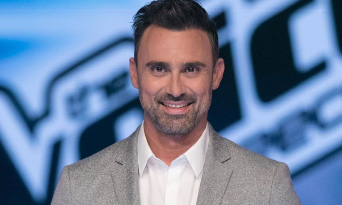 Ο νέος παρουσιαστής του «The Voice» είναι ένας άνθρωπος που σίγουρα δεν περίμενες