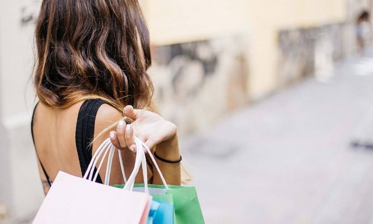 Πότε τελειώνουν οι θερινές εκπτώσεις;