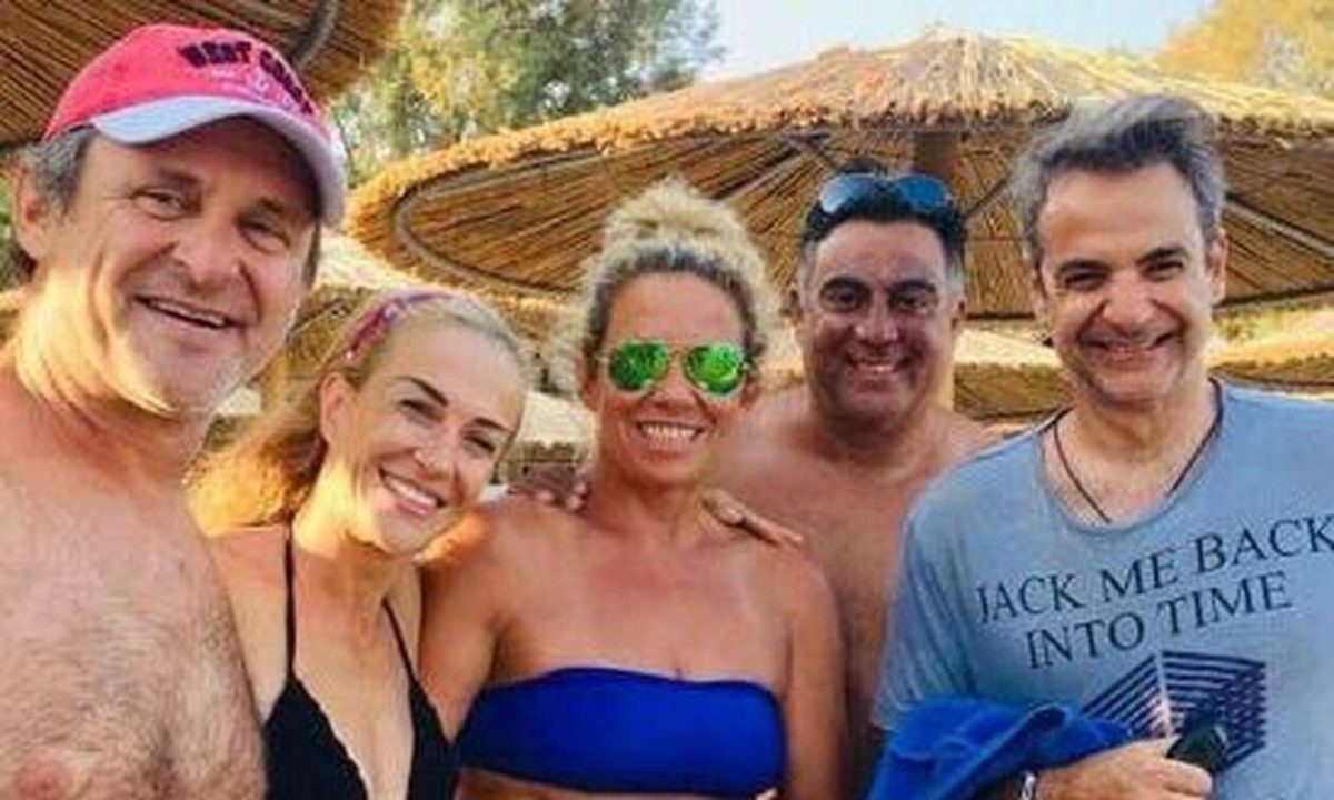 Κυριάκος Μητσοτάκης: Απίστευτες φωτογραφίες από τις διακοπές του στα Χανιά (pics)