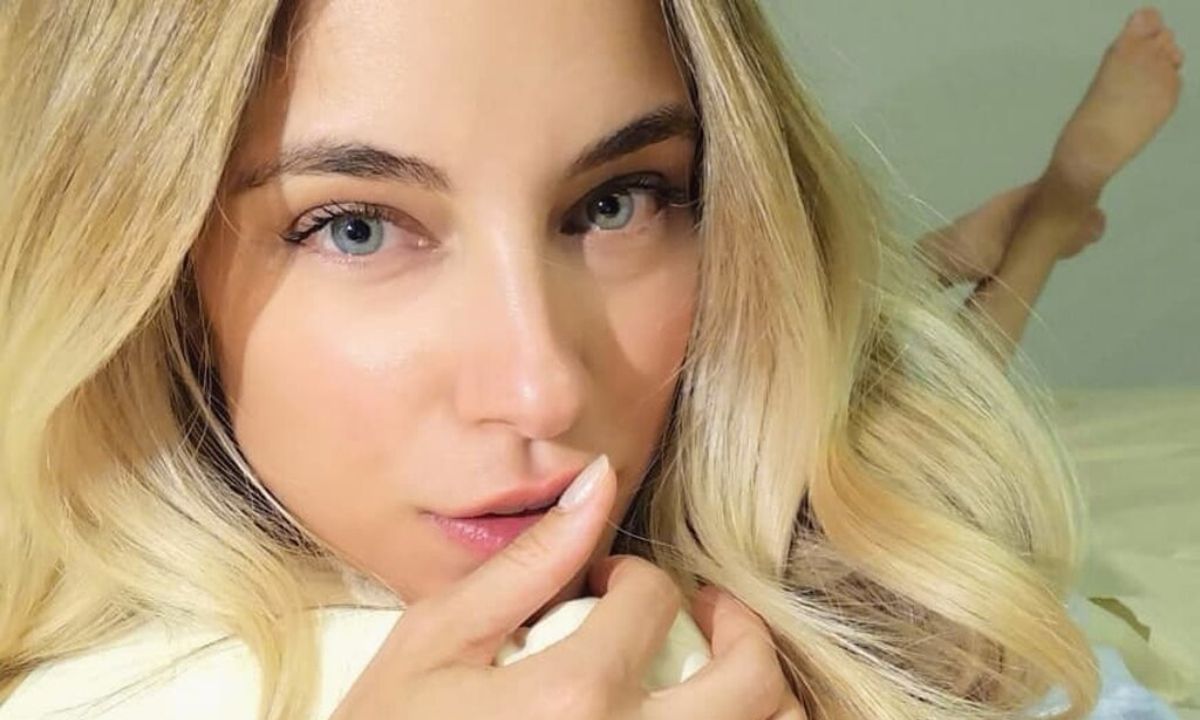 Girl Crush Q&A! H Δούκισσα Νομικού λέει «Mετανιώνω για... »