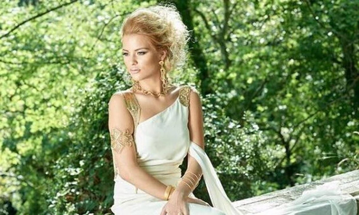 ΣΟΚ: Σε αναπηρικό καροτσάκι η Ελληνίδα Σταρ Ελλάς 2019 - Της επιτέθηκε η Μις Αυστραλία!