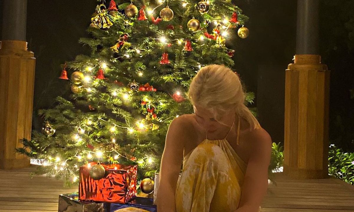 Η Ελένη Μενεγάκη δημοσίευσε φωτογραφία από τις εξωτικές διακοπές και τα σχόλια ήταν πολλά