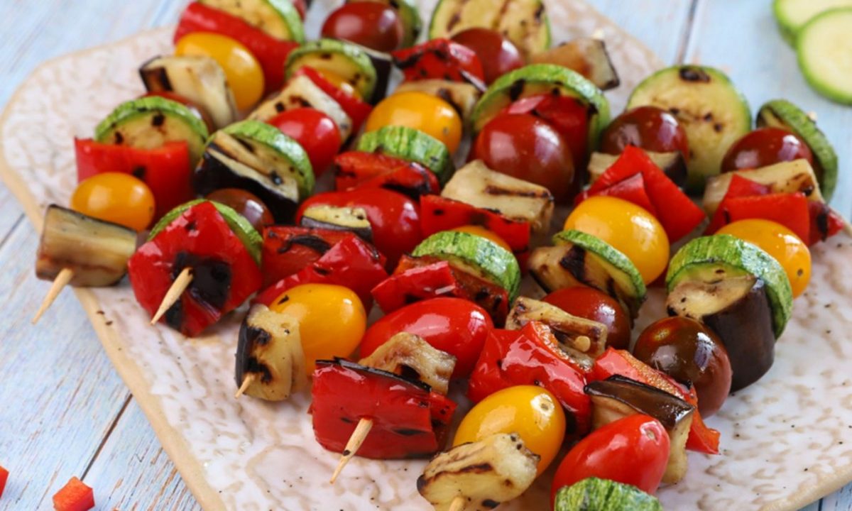 Σουβλάκια λαχανικών - Ένα εύκολο φαγητό που θα λατρέψουν όλοι στο σπίτι