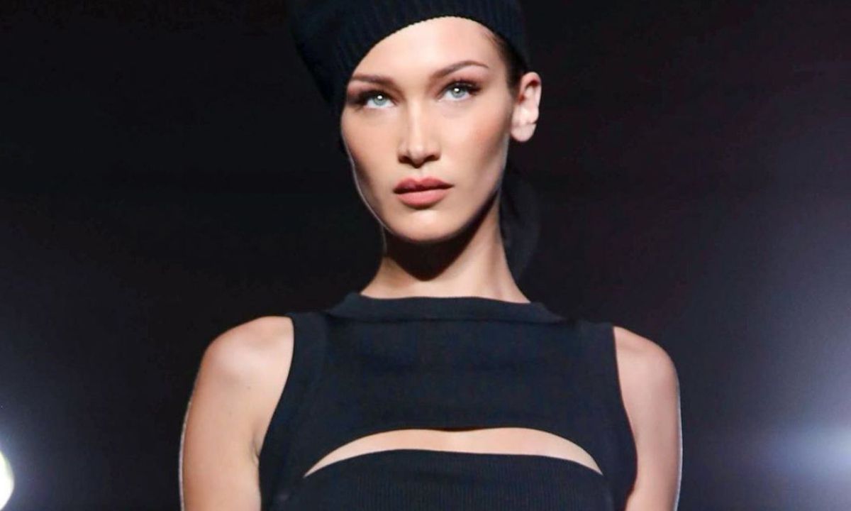 Αυτό το τζιν που φόρεσε η Bella Hadid θα το λατρέψεις