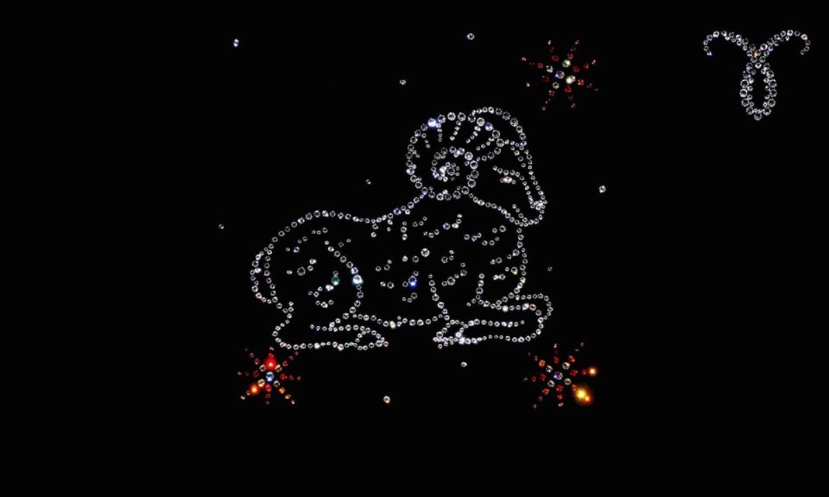 Με ποια ζώδια ταιριάζει ο Κριός και ποια καλύτερα να… αγαπάει από απόσταση;