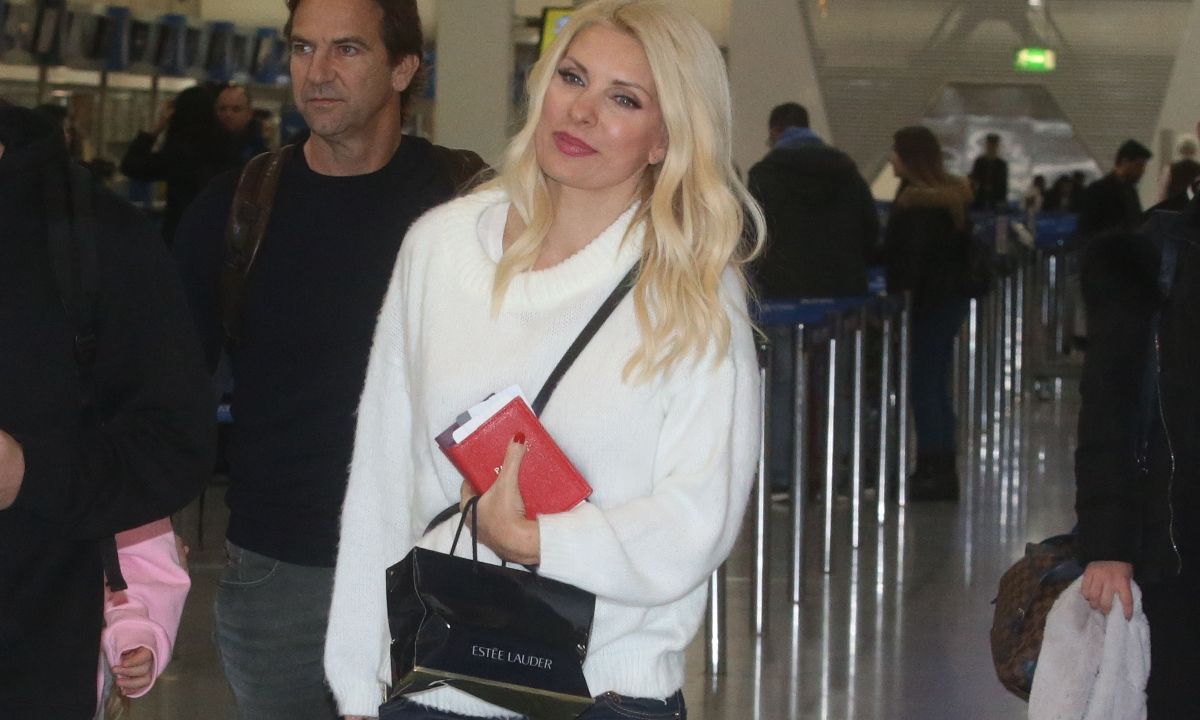 Οι σέξι εμφανίσεις της Ελένης Μενεγάκη από το 1994 που ελάχιστοι θυμούνται