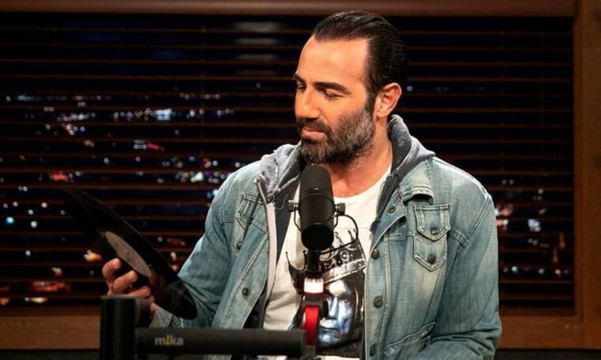 Αντώνης Κανάκης: Το Πάσχα με τα δύο παιδιά και το όνομα που έδωσε στον έξι μηνών γιο του! (Video)