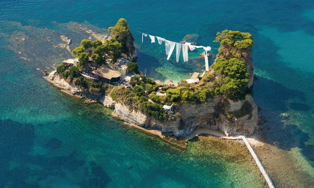 Αυτά είναι τα 4 ελληνικά νησιά που βρίσκονται στα πιο παραδεισένια μέρη της Ευρώπης (photos)