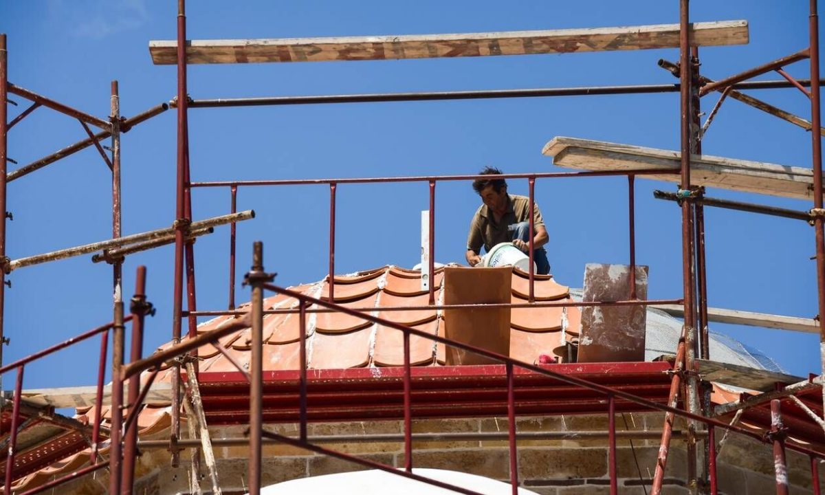 Κορονοϊός: Όλα τα μέτρα στήριξης εργαζομένων ειδικών κατηγοριών-Ποιοι και πώς θα πάρουν τα 800 ευρώ