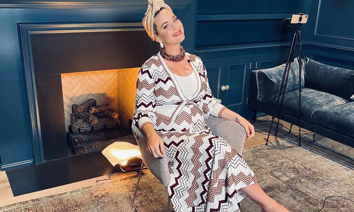 Μπορείς να υιοθετήσεις το maternity look της Katy Perry μόνο με 17 Ευρώ
