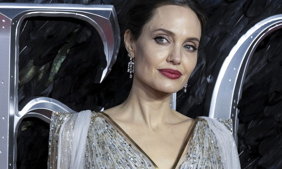 Η κόρη της Angelina Jolie, Vivienne, βίωσε μια τεράστια απώλεια στην καραντίνα