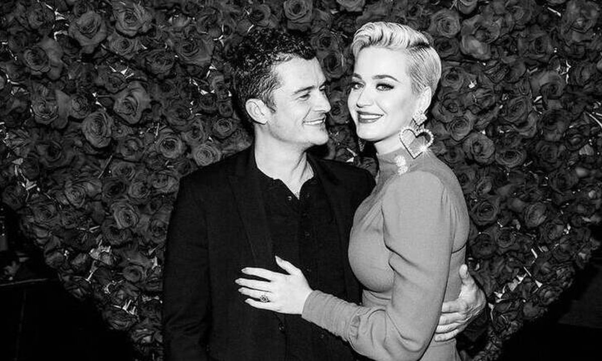 Bloom-Perry:Δεν θα πιστεύεις ποια διάσημη ηθοποιός θα βαφτίσει το μωρό τους