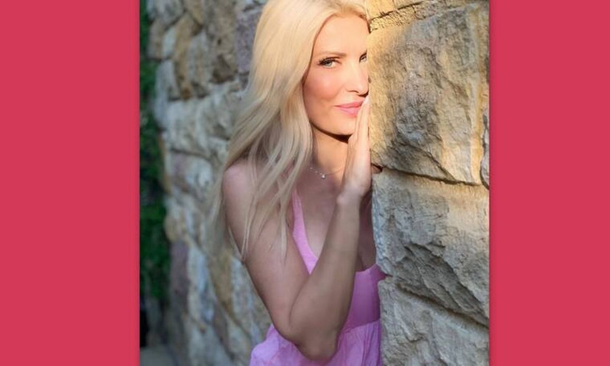 Ελένη Μενεγάκη: Το 24ωρό της μετά την επιστροφή της στην Αθήνα μέσα από φωτό