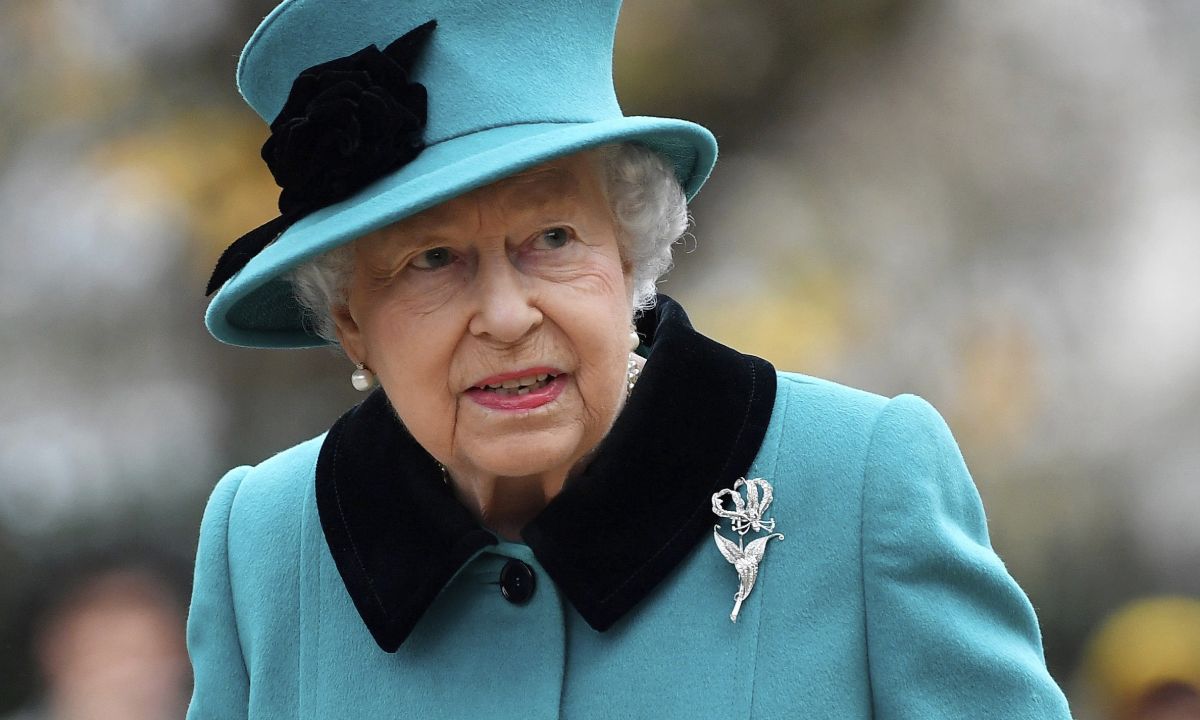 Η Ελισάβετ έσπασε το πρωτόκολλο για τη Meghan και δεν το κατάλαβε κανείς