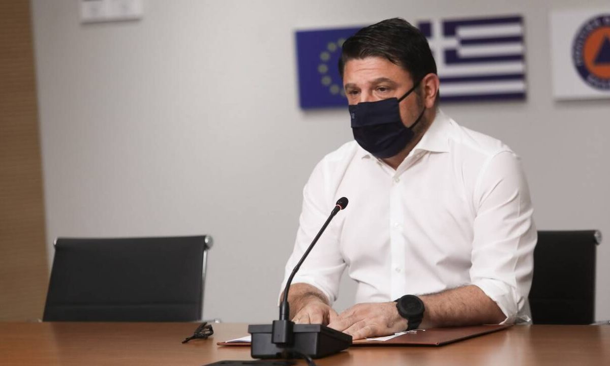 Έκκληση Χαρδαλιά για τα νέα μέτρα: Οι επόμενες ημέρες θα είναι κρίσιμες