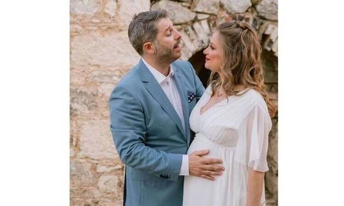 Μπουρδούμης-Δροσάκη: Η πιο τρυφερή φωτό με τον γιο τους σε πρώτο πλάνο!